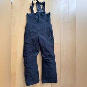 Marmot Youth Large Black Bib Ski/ Snowboard snow pants. Excellent condition.